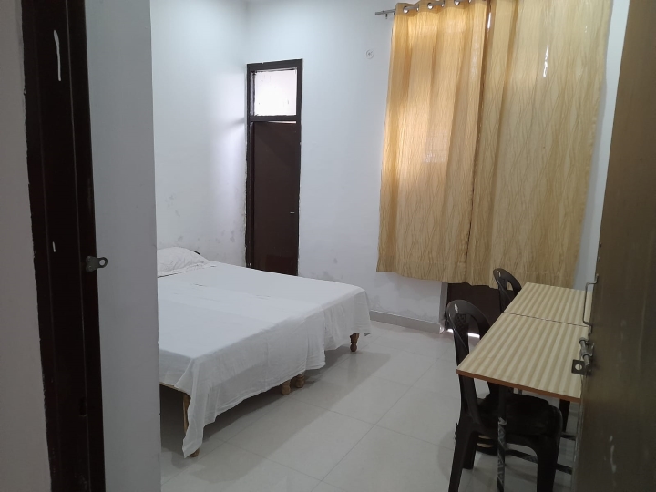 Double sharing AC room